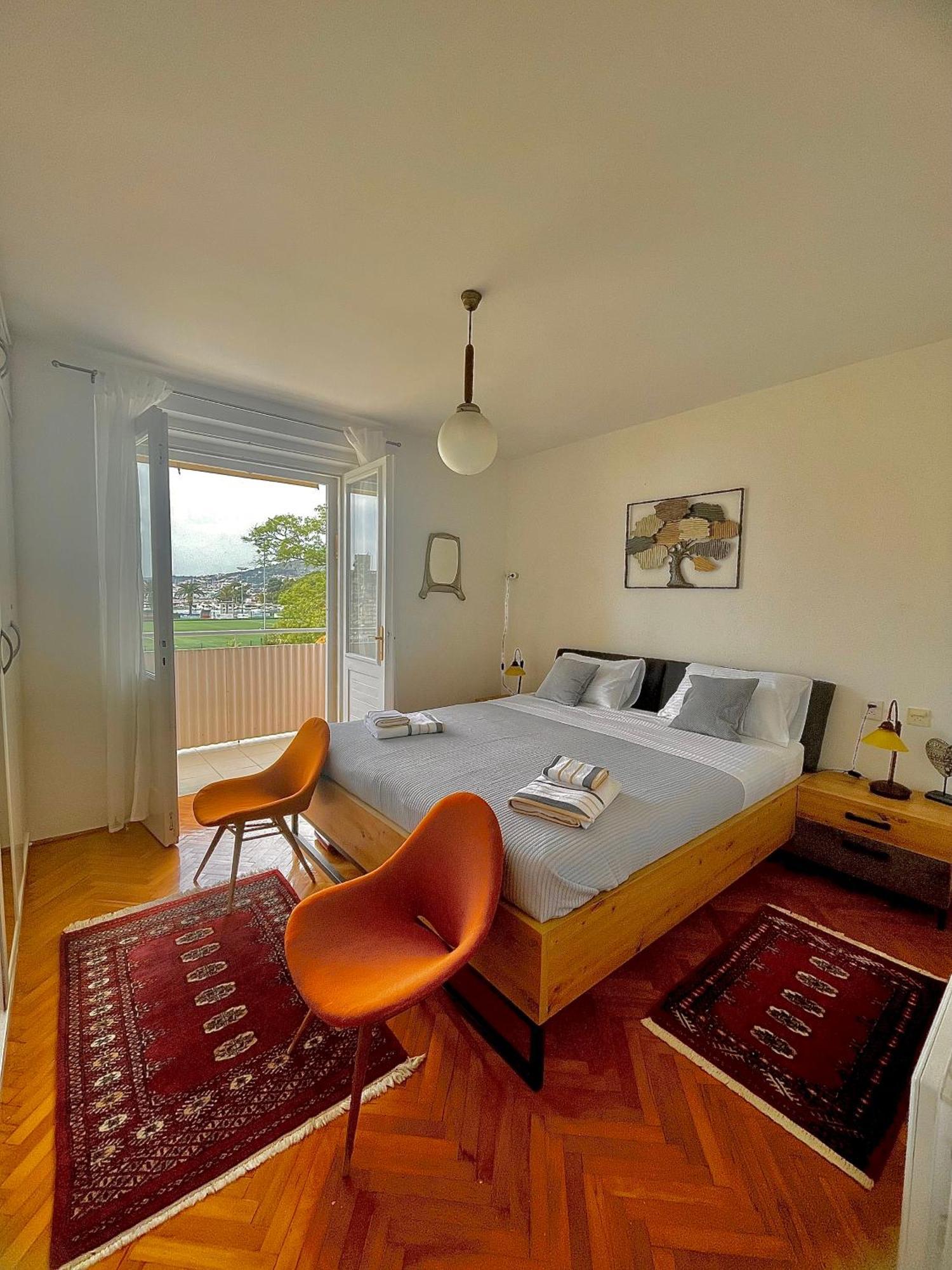 Dinka Old Town Apartment With Sea View Trogir Buitenkant foto