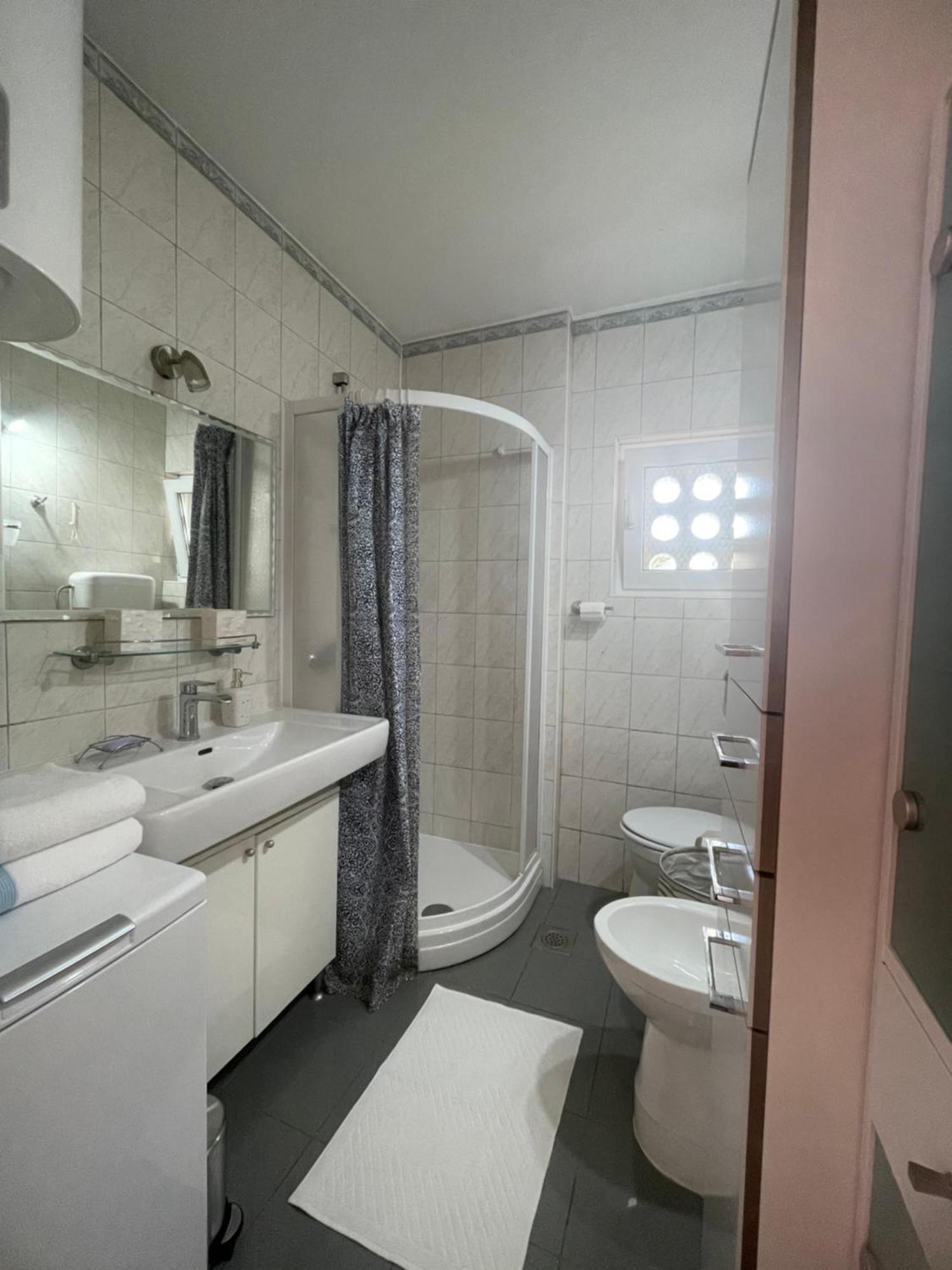 Dinka Old Town Apartment With Sea View Trogir Buitenkant foto